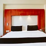 Super Townhouse Fateh Sagar Formerly Vatika Inn
