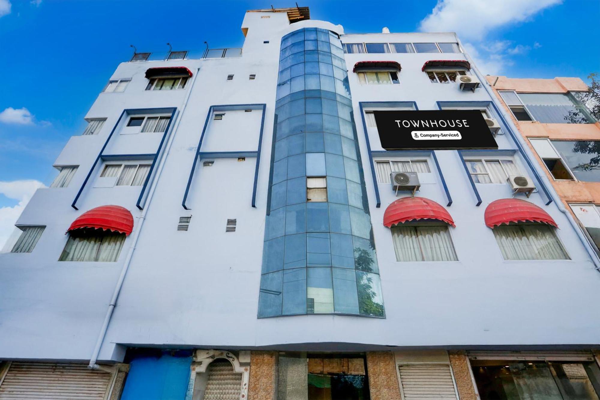 Hotel Super Townhouse Fateh Sagar Formerly Vatika