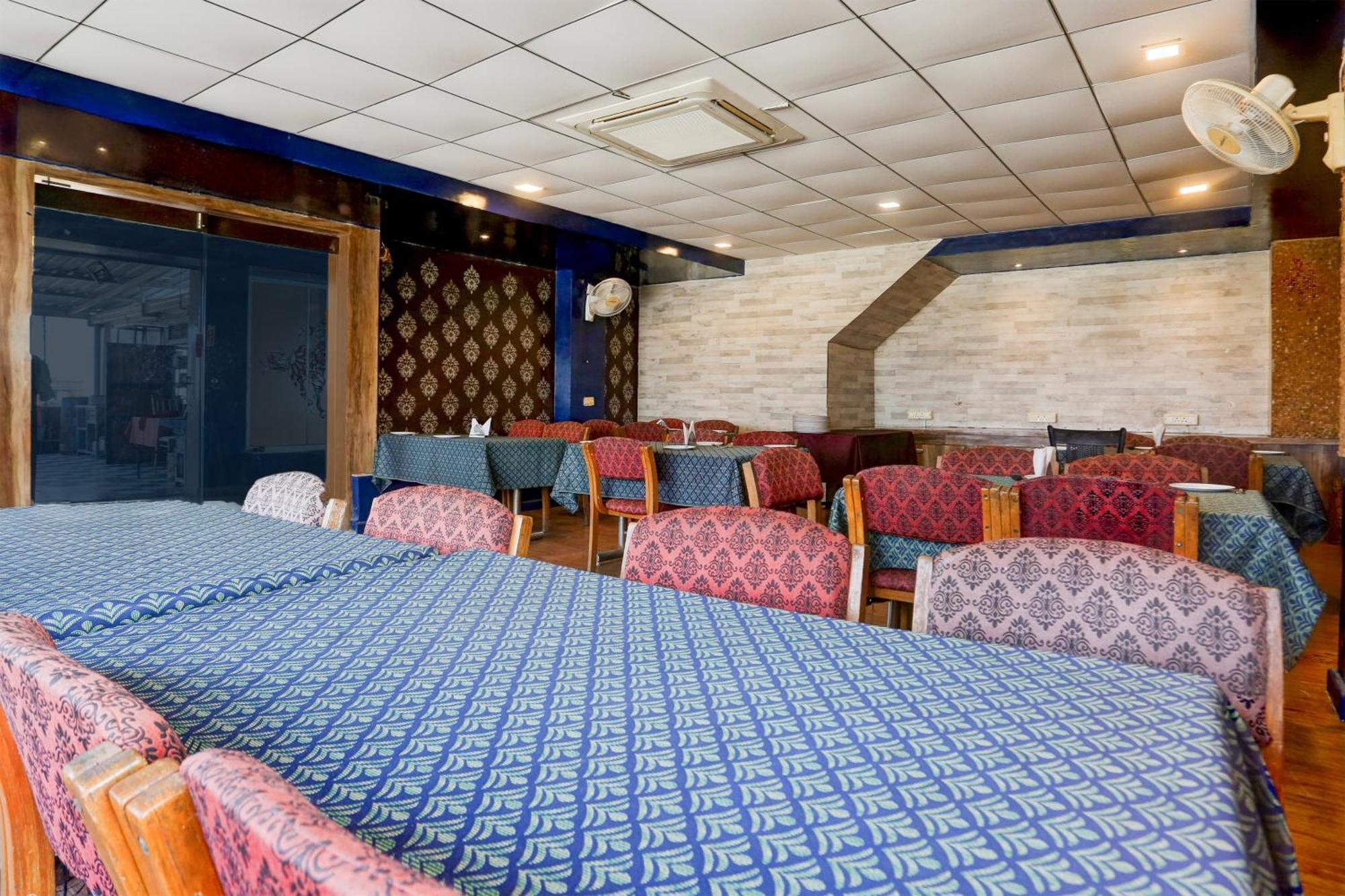 Super Townhouse Fateh Sagar Formerly Vatika