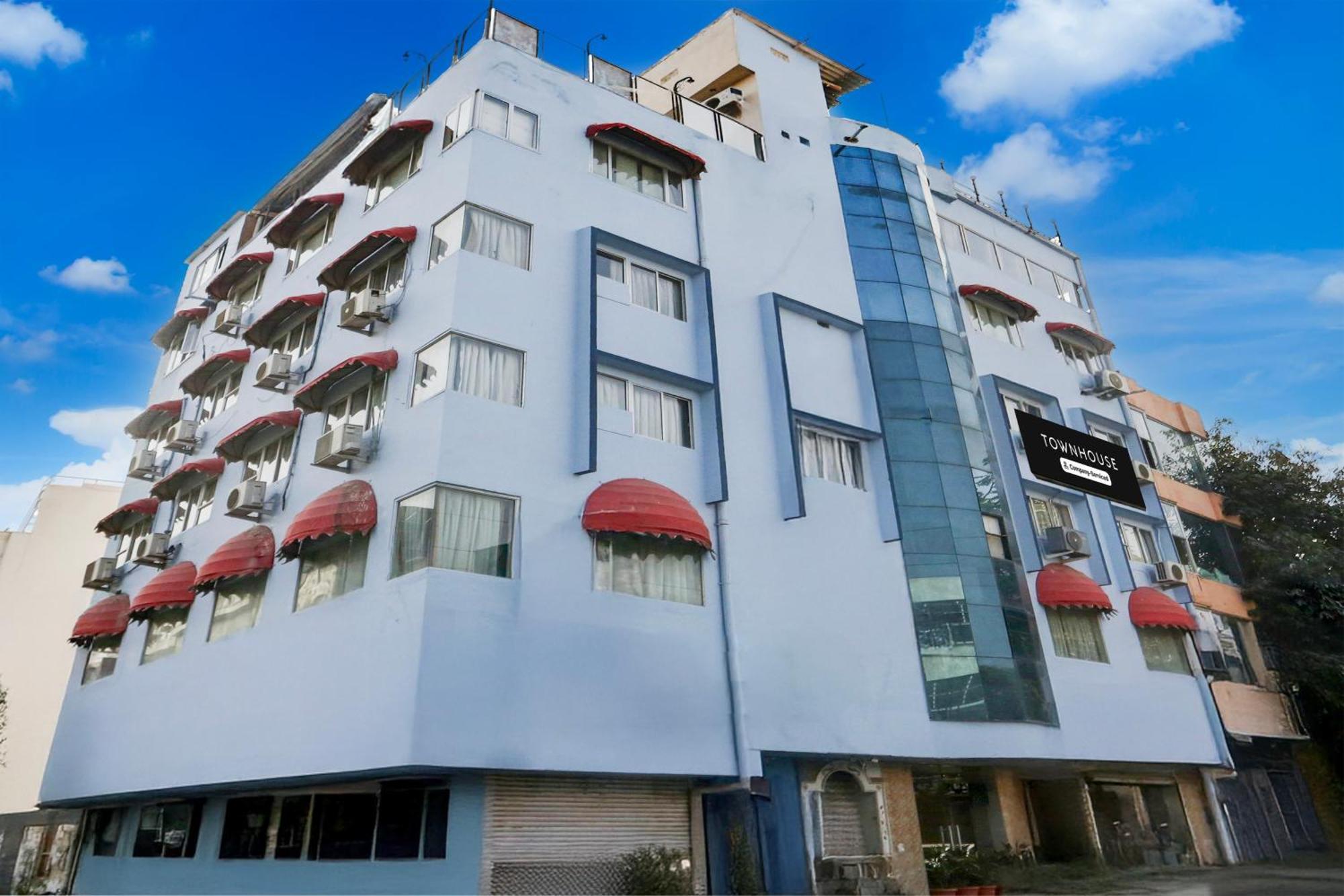 Super Townhouse Fateh Sagar Formerly Vatika Hotel
